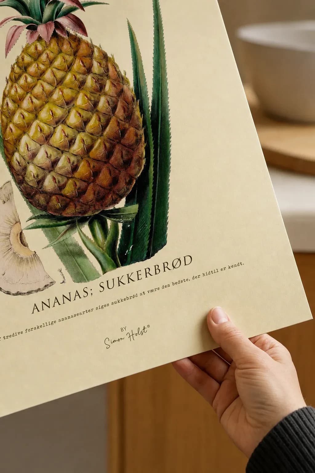 Ananas — framed on a wall